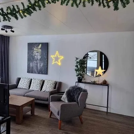 Sommaroy Aurora * Tromsø